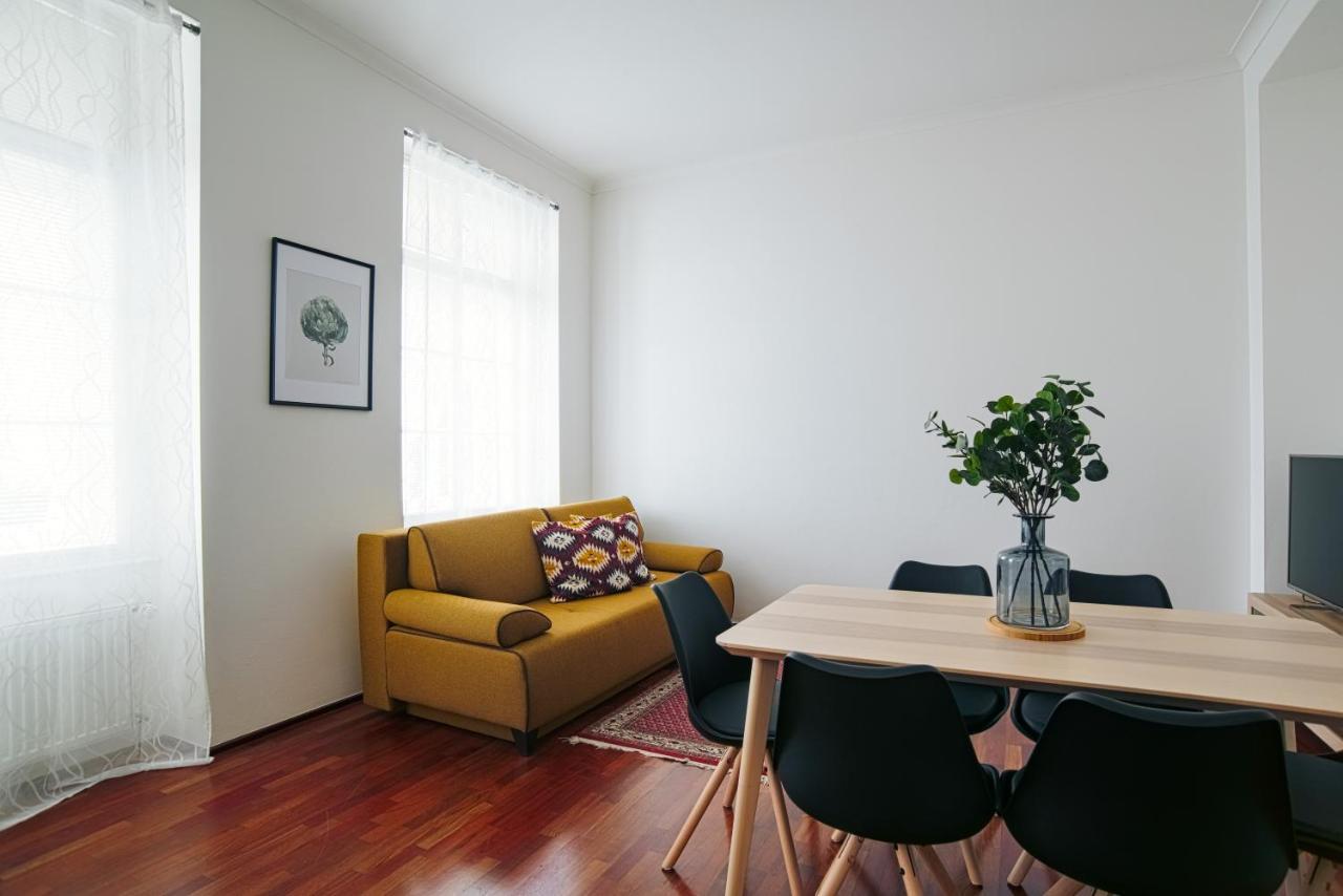 Apartment Gesse Kollarova Прага Экстерьер фото