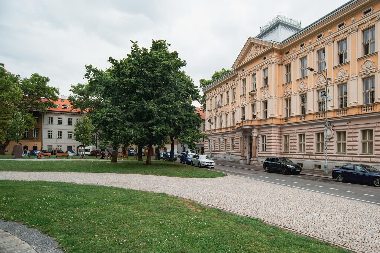 Apartment Gesse Kollarova Прага Экстерьер фото